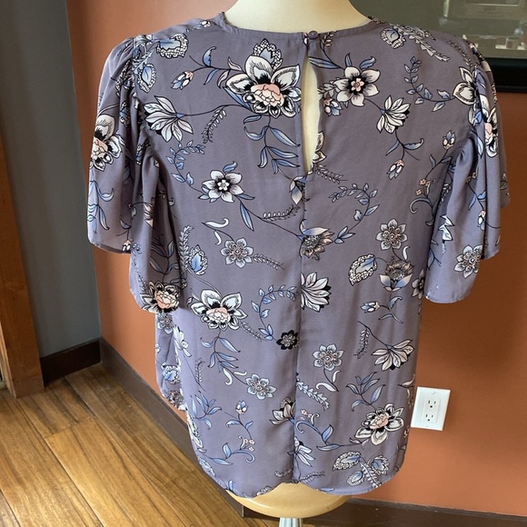 Jules & Leopold ladies blouse in size small. Mauve colour with floral pattern - Picture 2 of 8